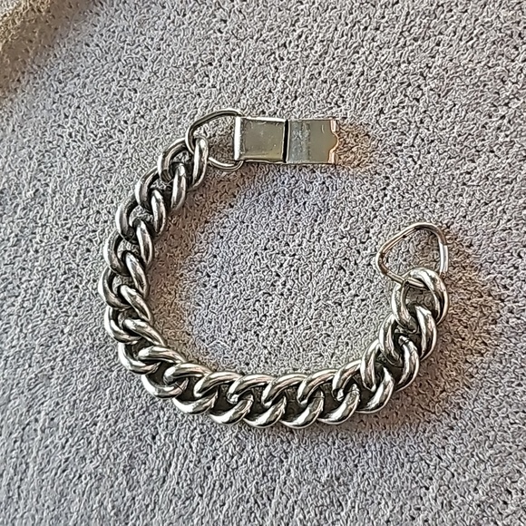 Other - Mini Buckle Stainless Steel Bracelet 🐈228